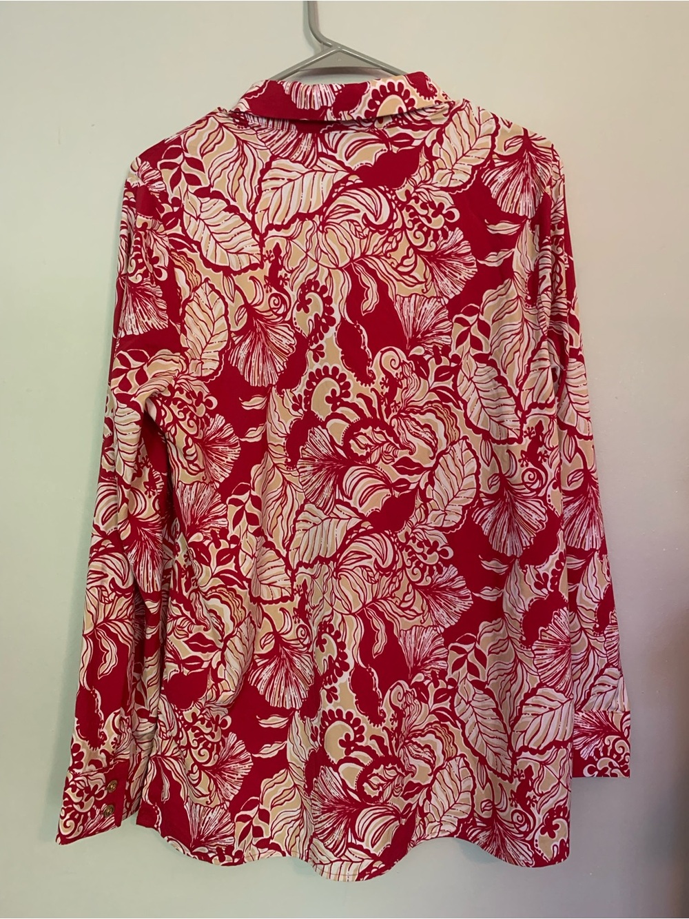 Lilly Pulitzer Givana UPF 50+ Tunic Popover Top Red Island Vibes Size M - Picture 6 of 7